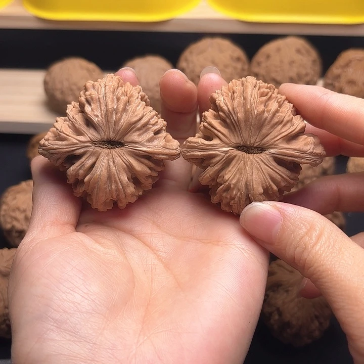 文玩核桃吊坠海**川49四座楼