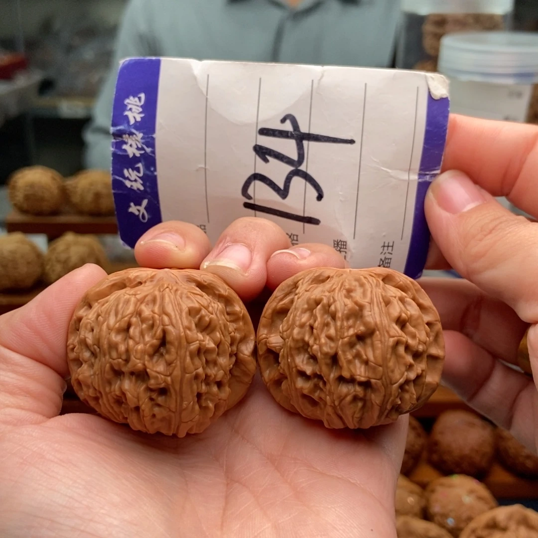 把件文玩核桃40白狮子