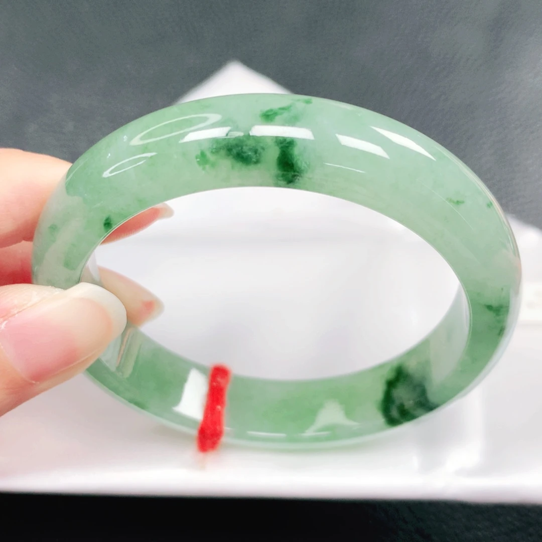 翡翠未镶嵌手镯54圈