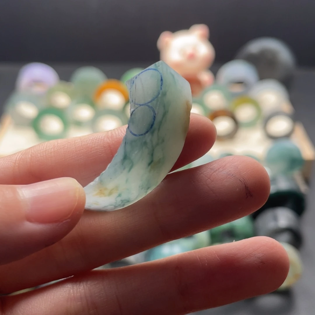 定制翡翠未镶嵌翡翠