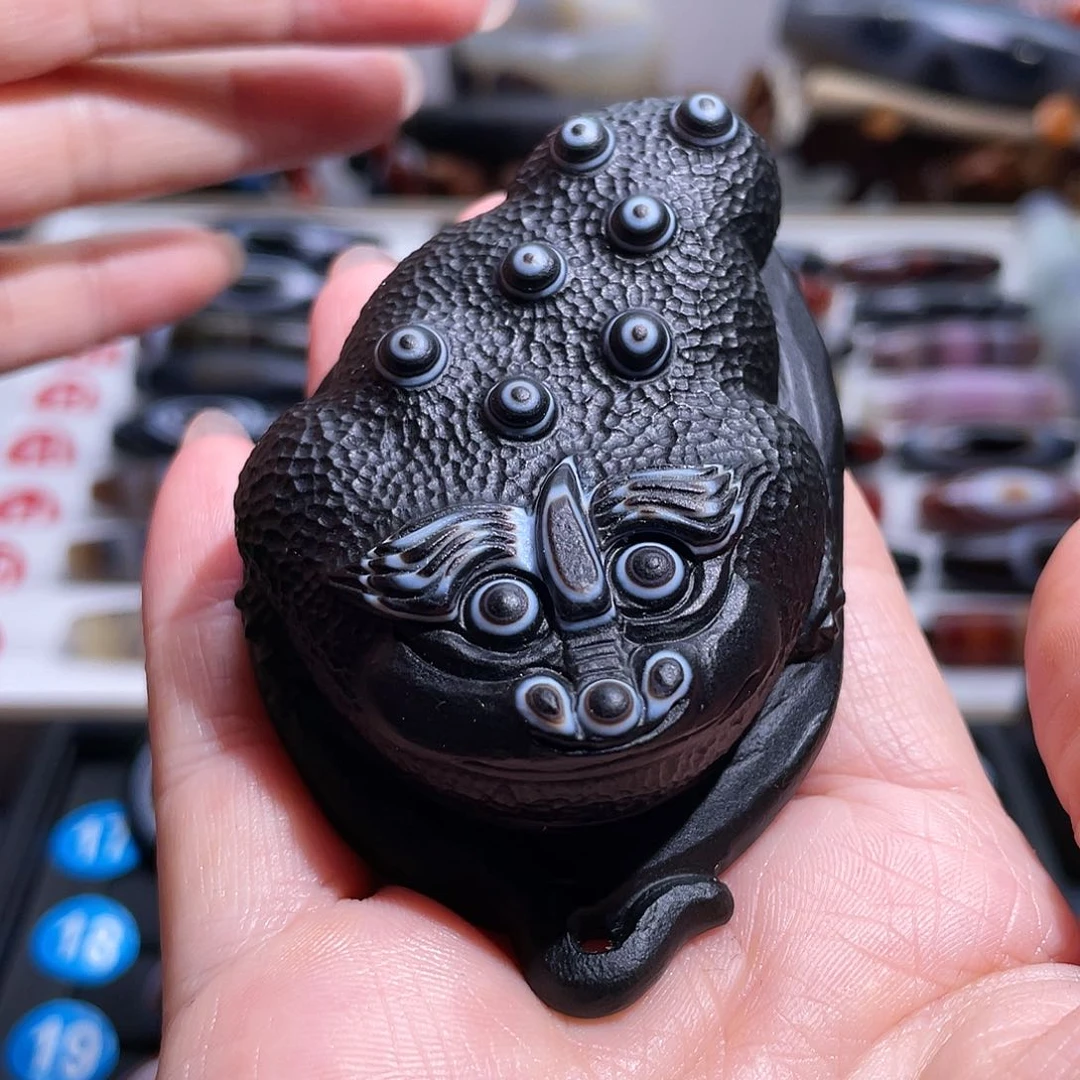 吊坠玛瑙未镶嵌玛瑙摆件