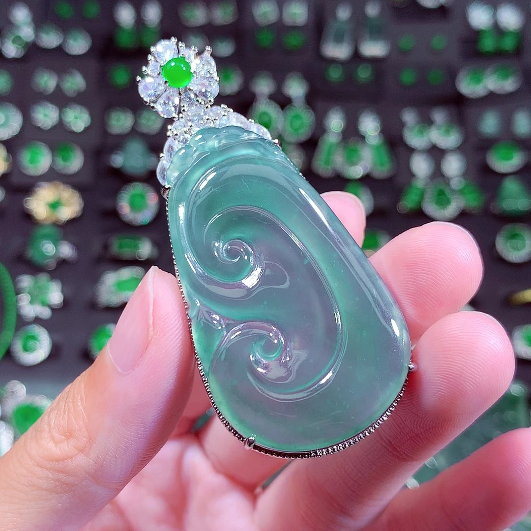 翡翠未镶嵌颈饰天然