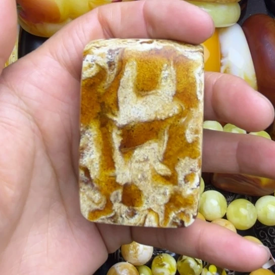 琥珀未镶嵌手链蜜蜡