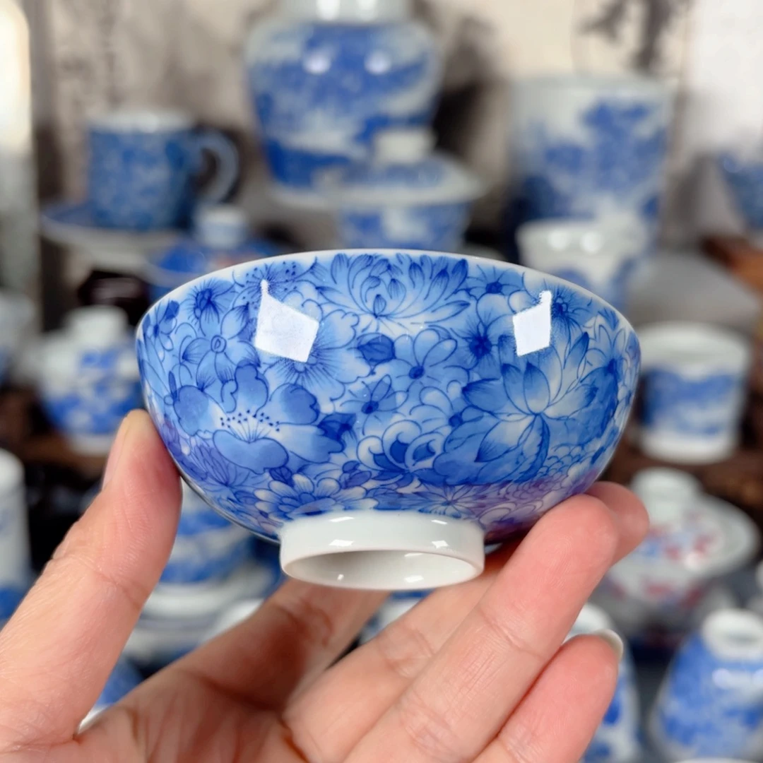 青花瓷器手绘作品陶瓷杯