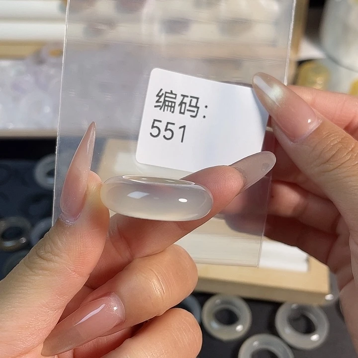 未镶嵌戒指玛瑙/玉髓551港15