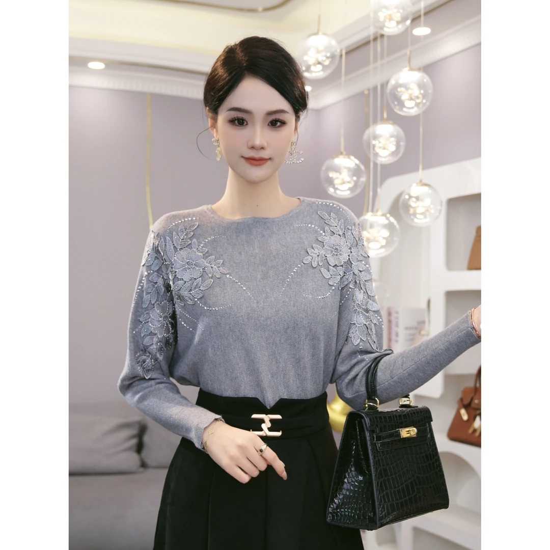2026秋冬季新款爆款【8372】含绵羊毛烫钻扎花灰色打底针织衫毛衣