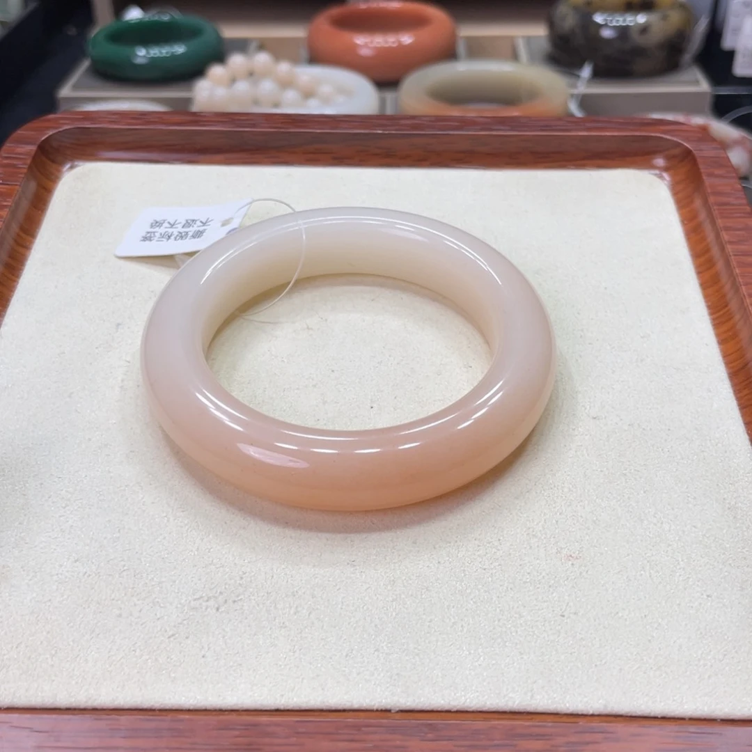 未镶嵌手镯石英岩玉冰**芦