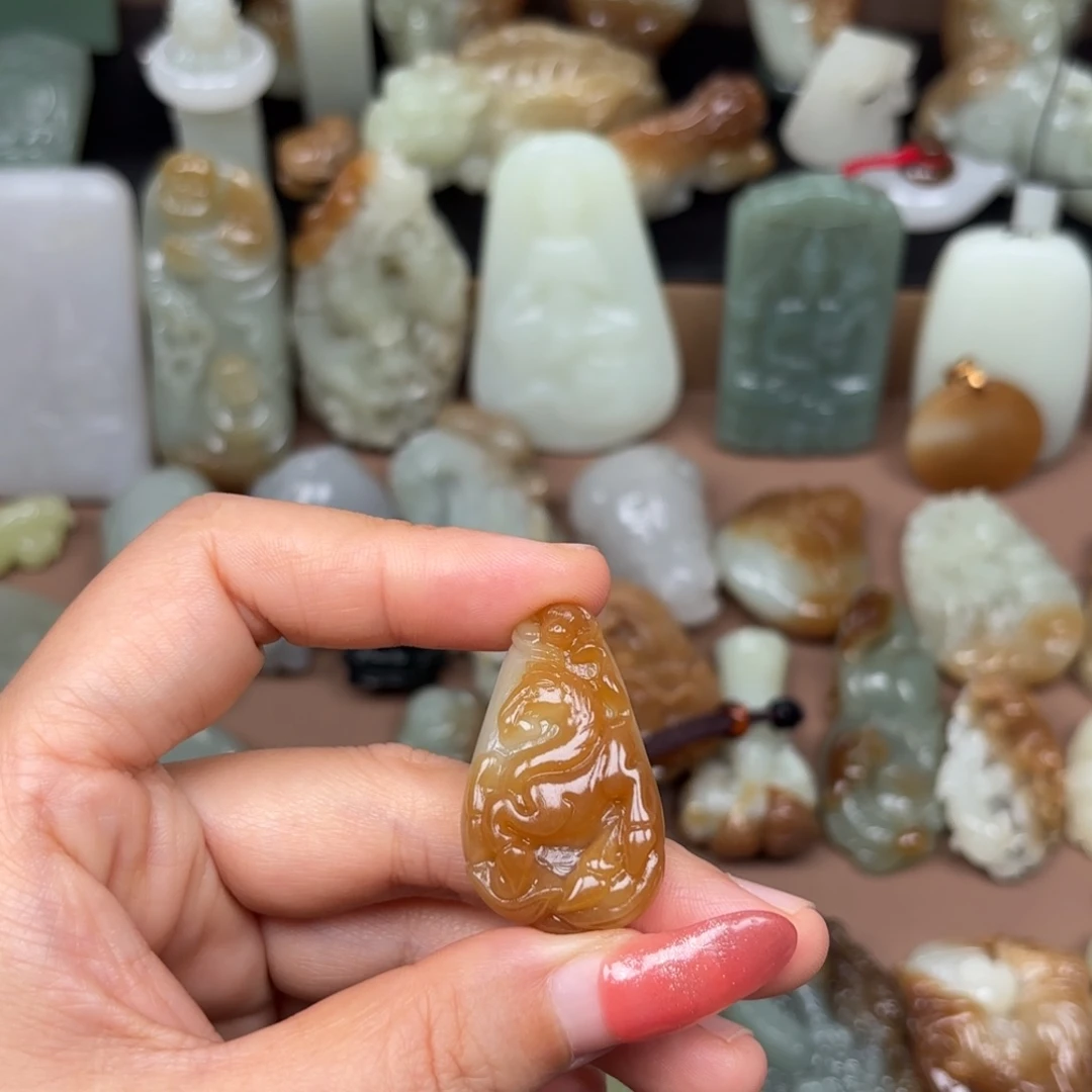 颈饰未镶嵌和田玉溯*濄