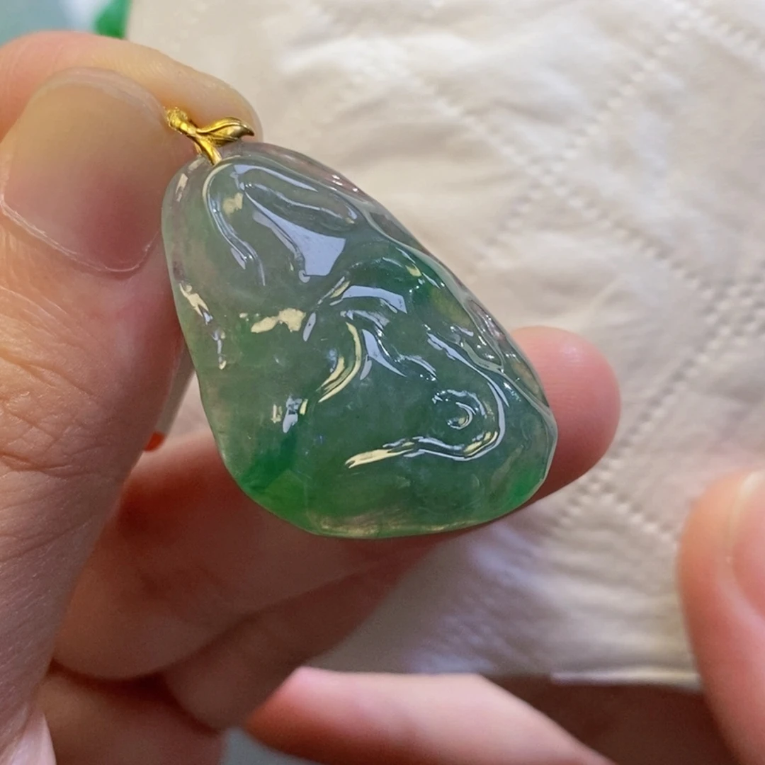 翡翠未镶嵌吊坠(不含链)