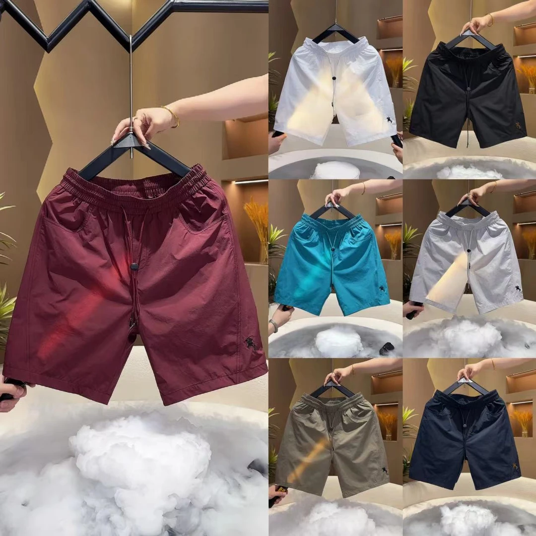 2025夏季夏季简约战马刺绣款休闲短裤2680