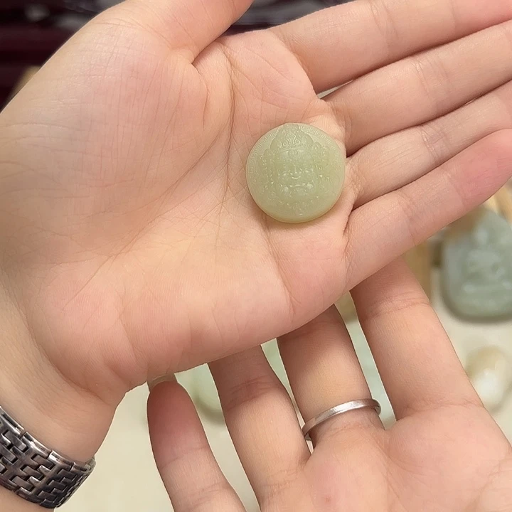 和田玉（糖玉）未镶嵌珠宝半成品