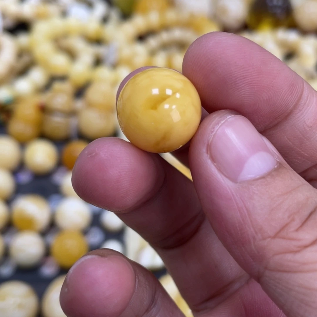 未镶嵌琥珀珠宝奇石15mm瑕疵