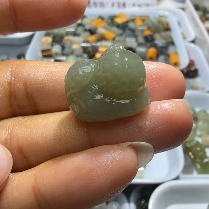 未镶嵌和田玉珠宝半成品