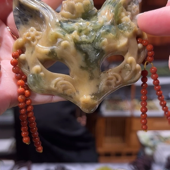 未镶嵌岫玉毛衣链