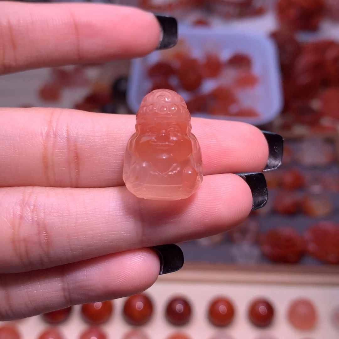 南红玛瑙未镶嵌珠宝半成品财神