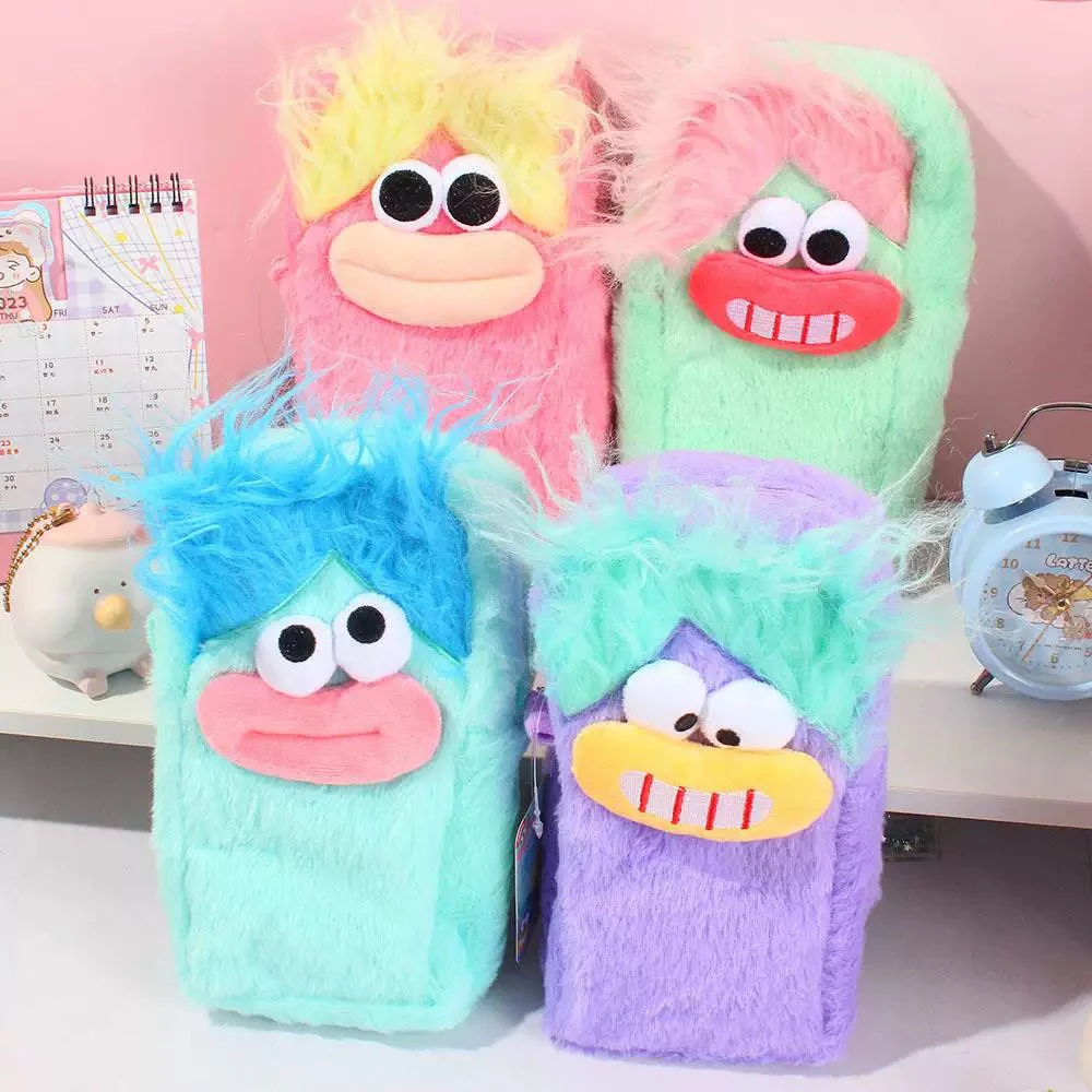 可爱炸毛嘟嘟怪多功能斜挎包竖式笔袋小女生装扮大容量收纳包包