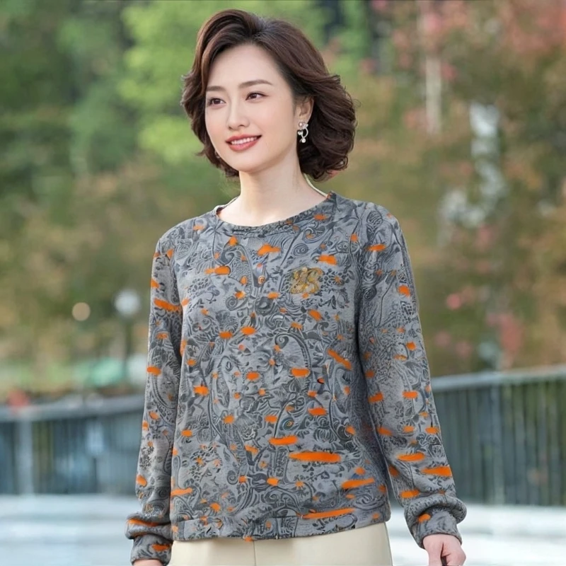 中老年妈妈装针织烫钻长袖上衣早秋新款保暖打底毛衣