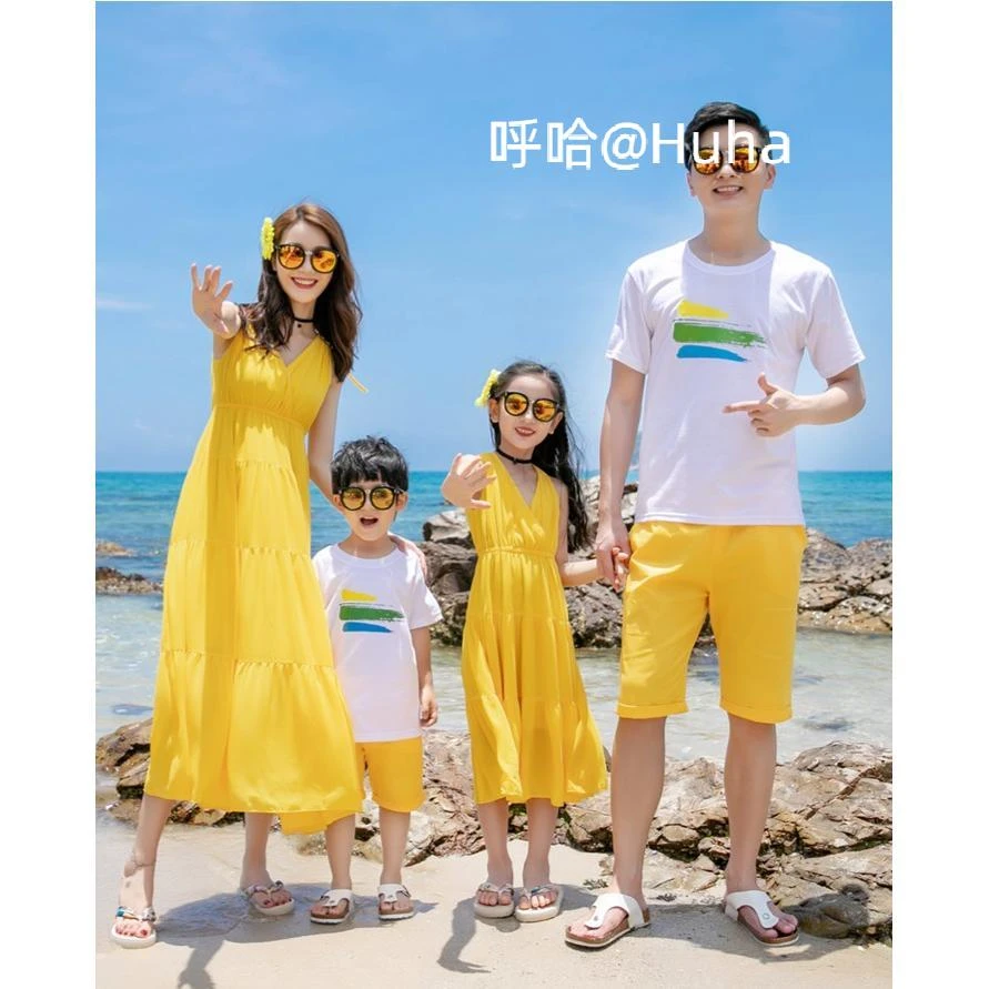 亲子装新款一家三口海边度假沙滩裙母女装黄色V领连衣裙三亚旅游