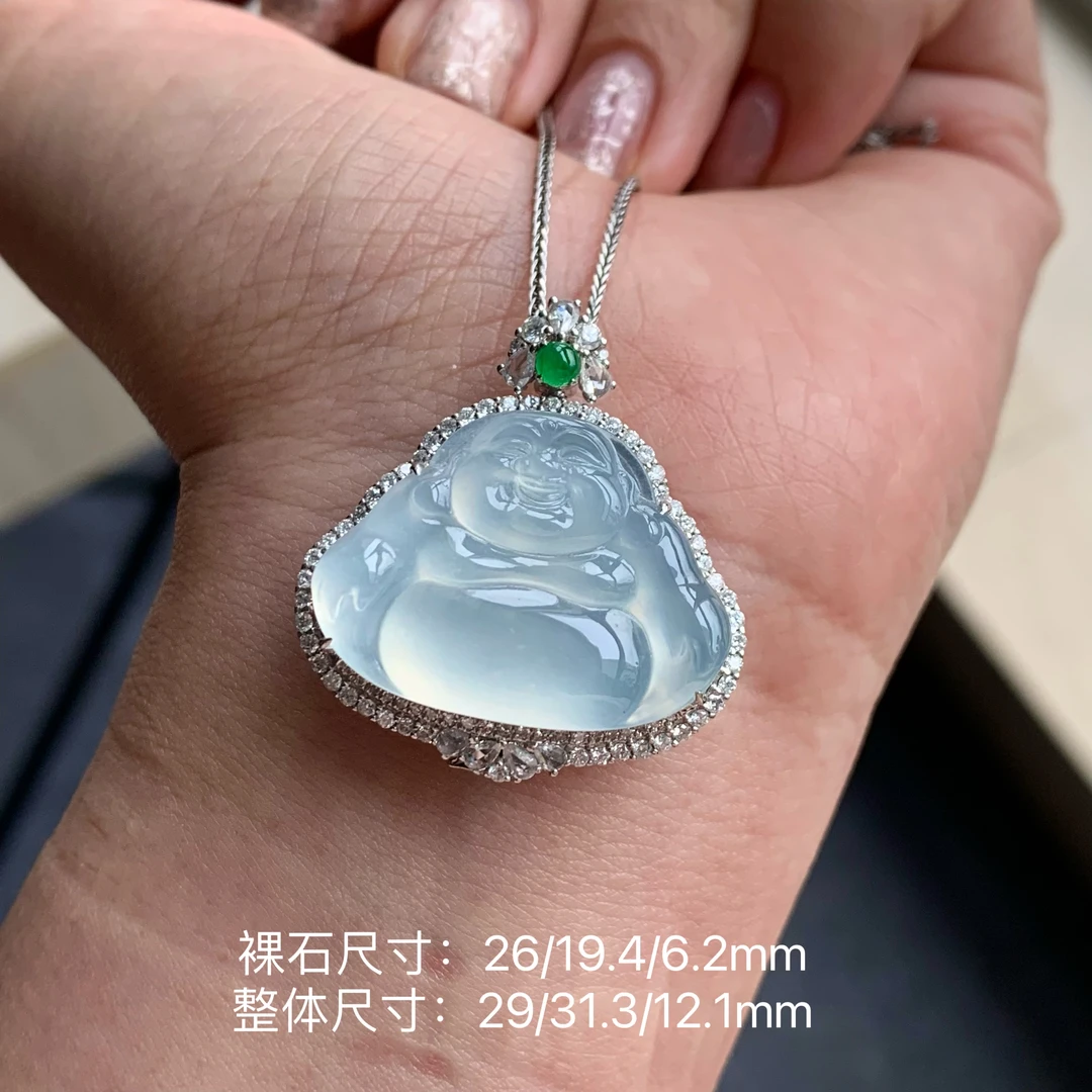 翡翠颈饰18k金镶嵌高冰种形体厚实饱满翡翠雪花棉茅台白佛公吊坠