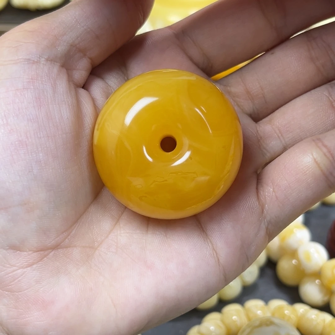 琥珀未镶嵌手串平安扣