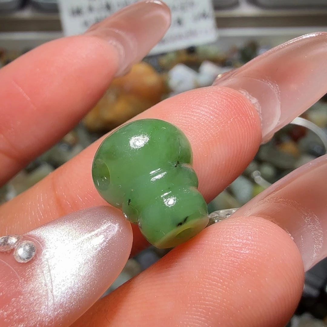 和田玉未镶嵌珠宝奇石