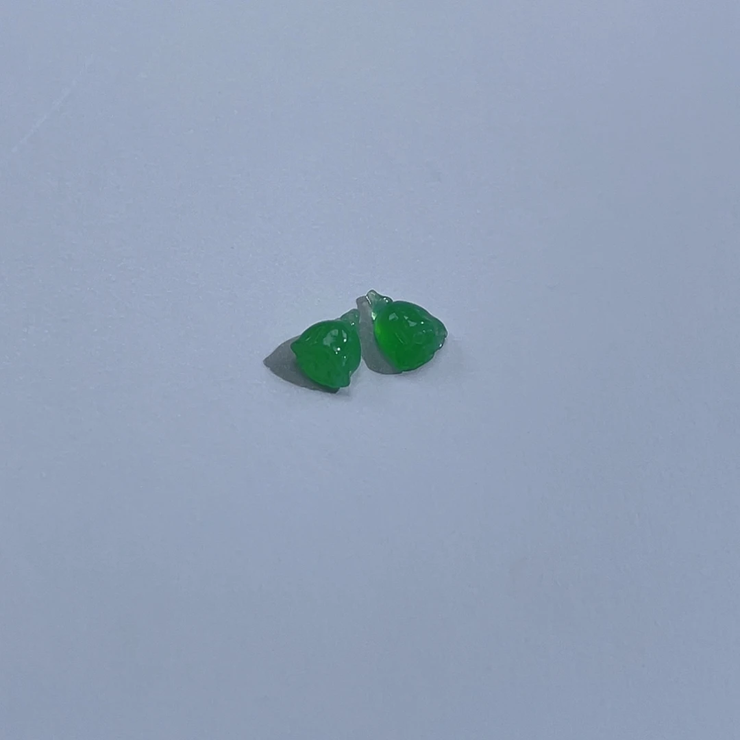 翡翠未镶嵌吊坠(不含链)一****猫