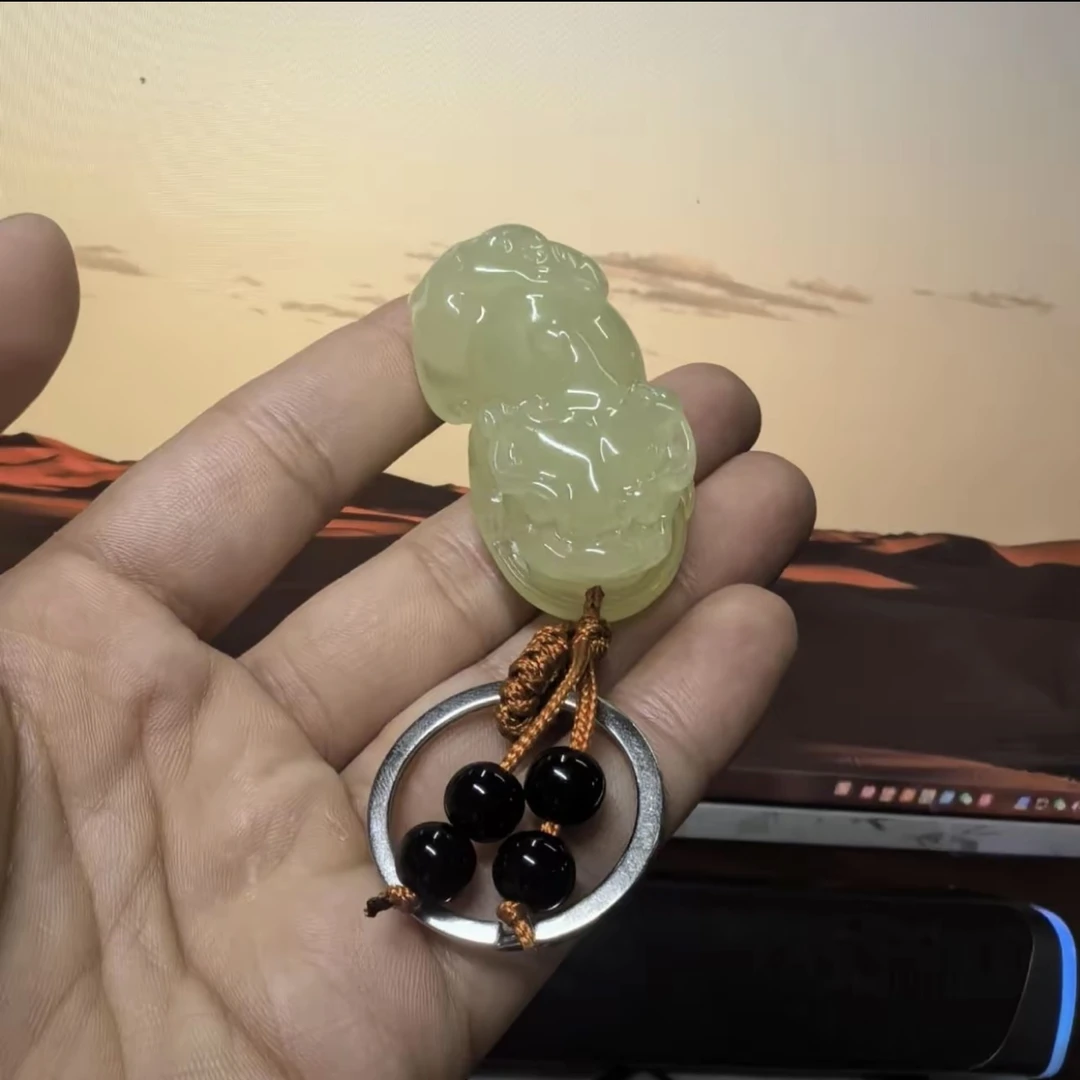 0093夜光貔貅手把件0093（无礼盒）