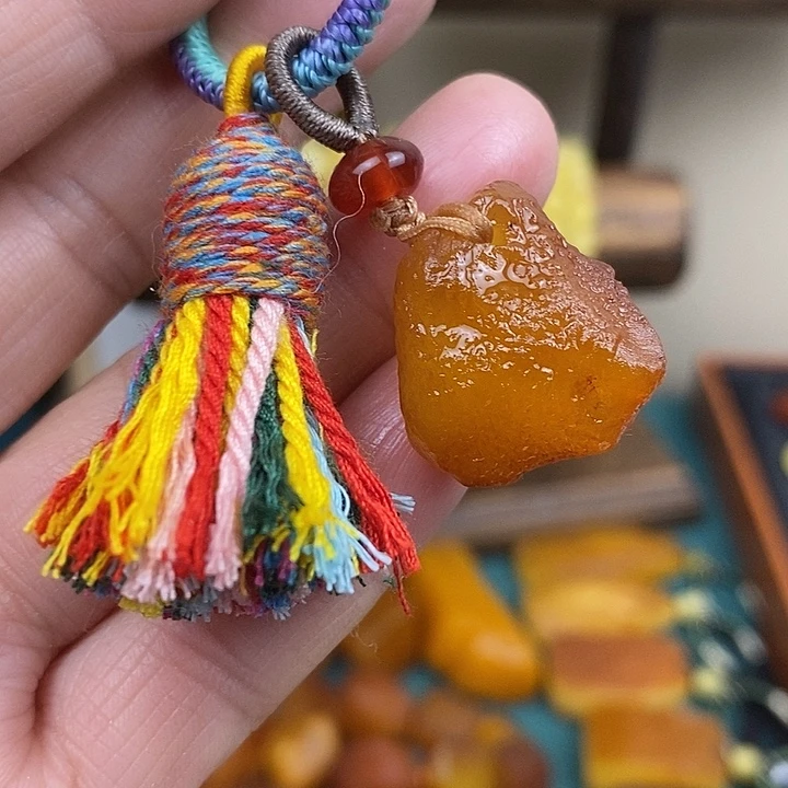 蜜蜡未镶嵌颈饰钥匙扣