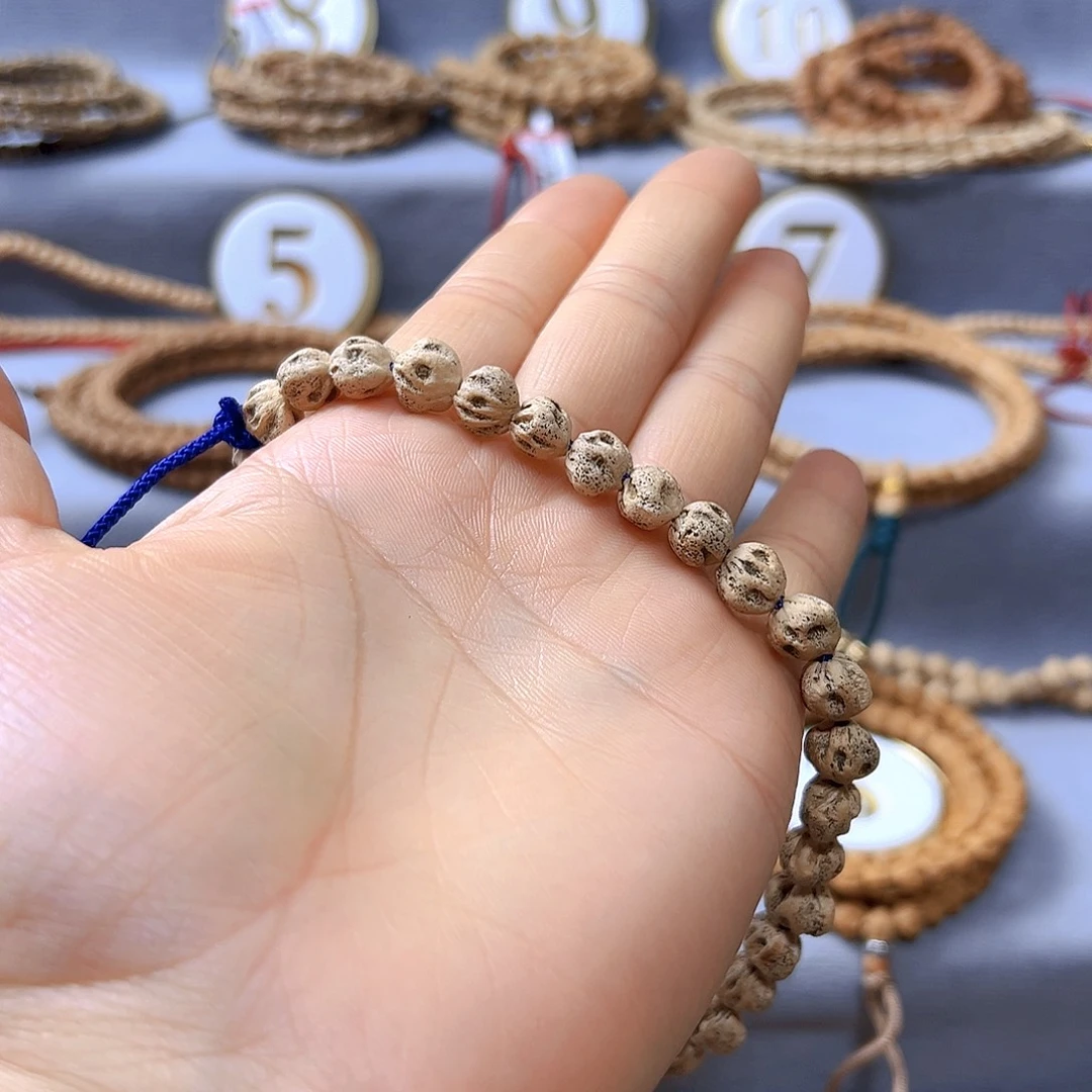 柏香籽/百香籽手串?***