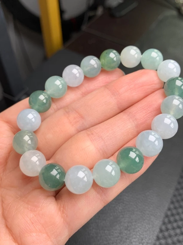 卡10双色多宝翡翠
