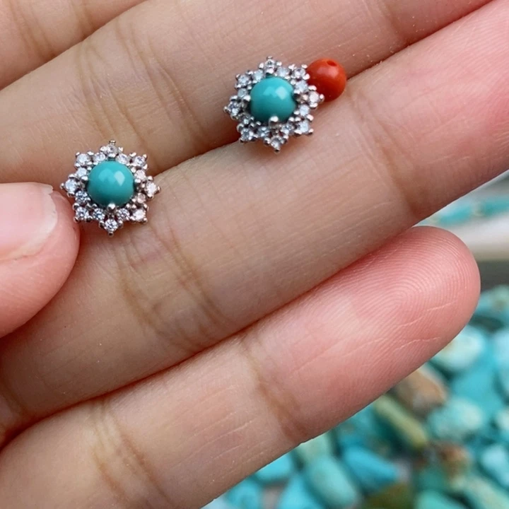 南红玛瑙未镶嵌珠宝奇石