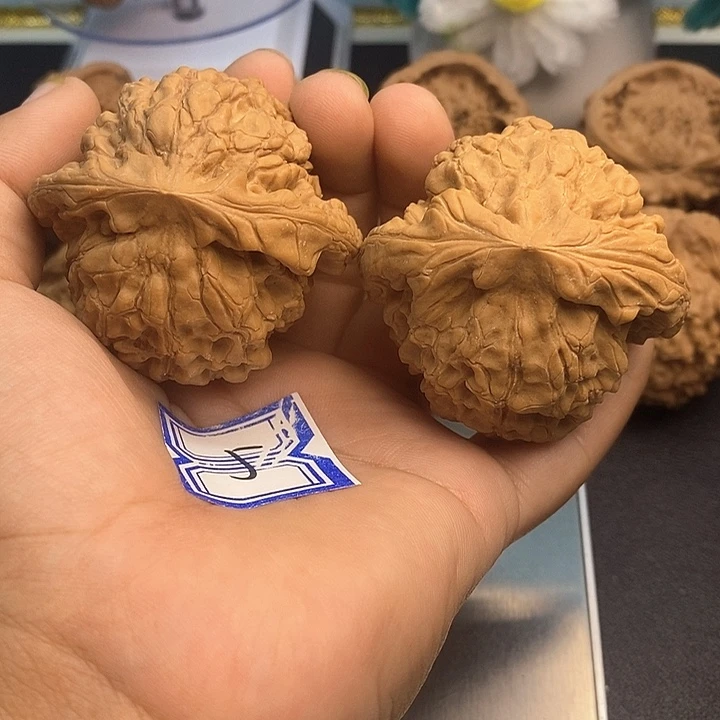 把件文玩核桃52龙鼎