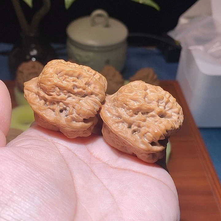 文玩核桃吊坠全品金蟾王