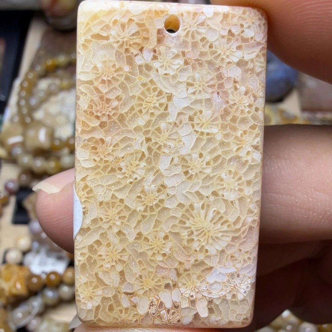 硅化玉未镶嵌纯天然色有机玉石保真色