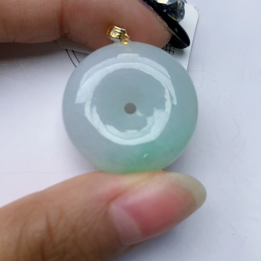 颈饰18K金镶嵌翡翠天然翡翠