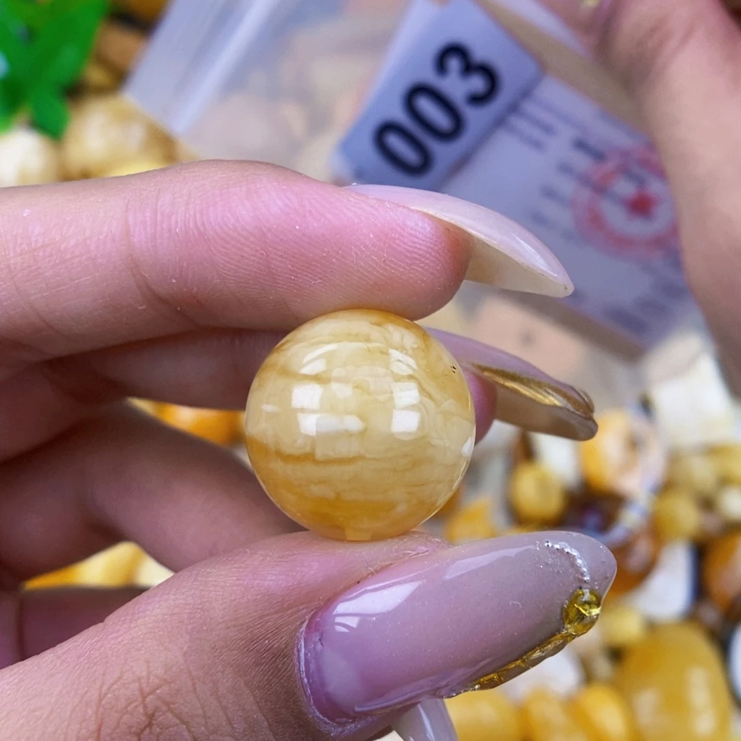 琥珀未镶嵌珠宝奇石17.5 粉