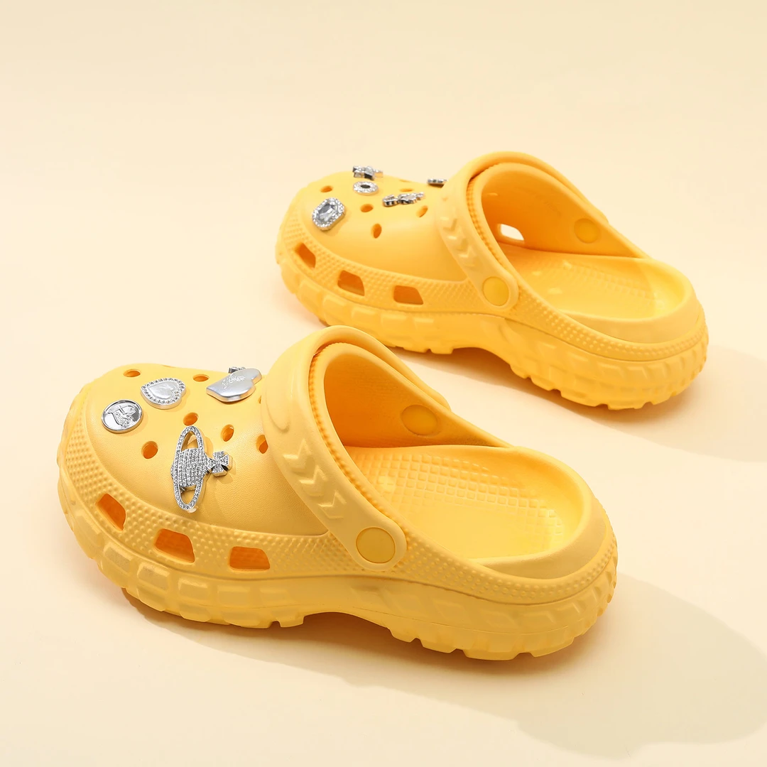 洞洞鞋女士外穿2025新款厚底防滑包头孕妇两穿凉鞋踩屎感沙滩凉拖