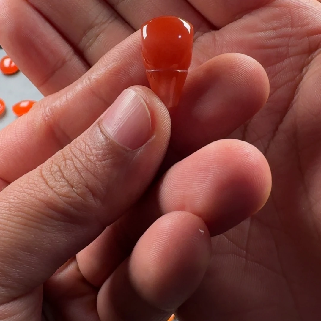 南红玛瑙未镶嵌三通对孔11.8