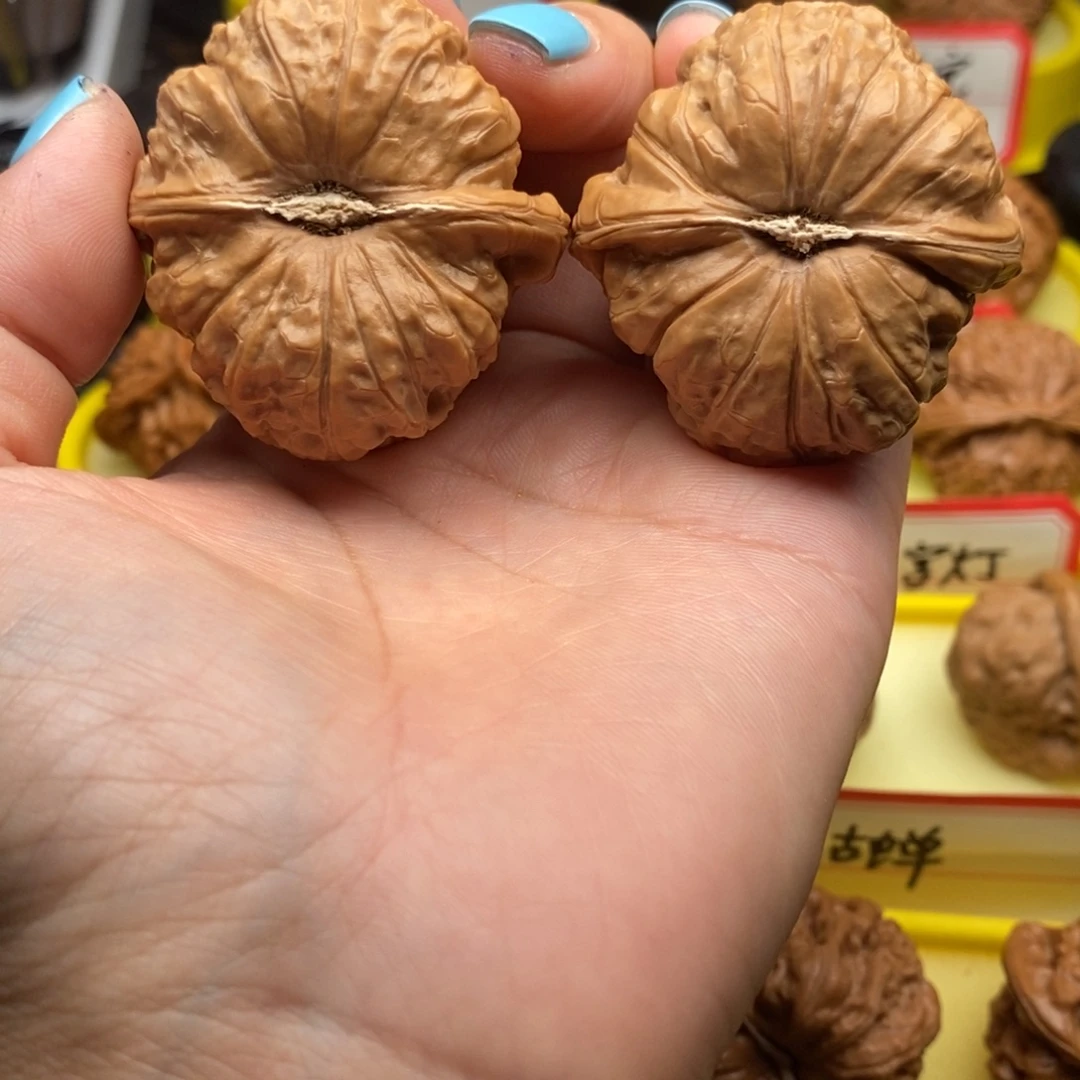 旧***厂吊坠文玩核桃南瓜墩