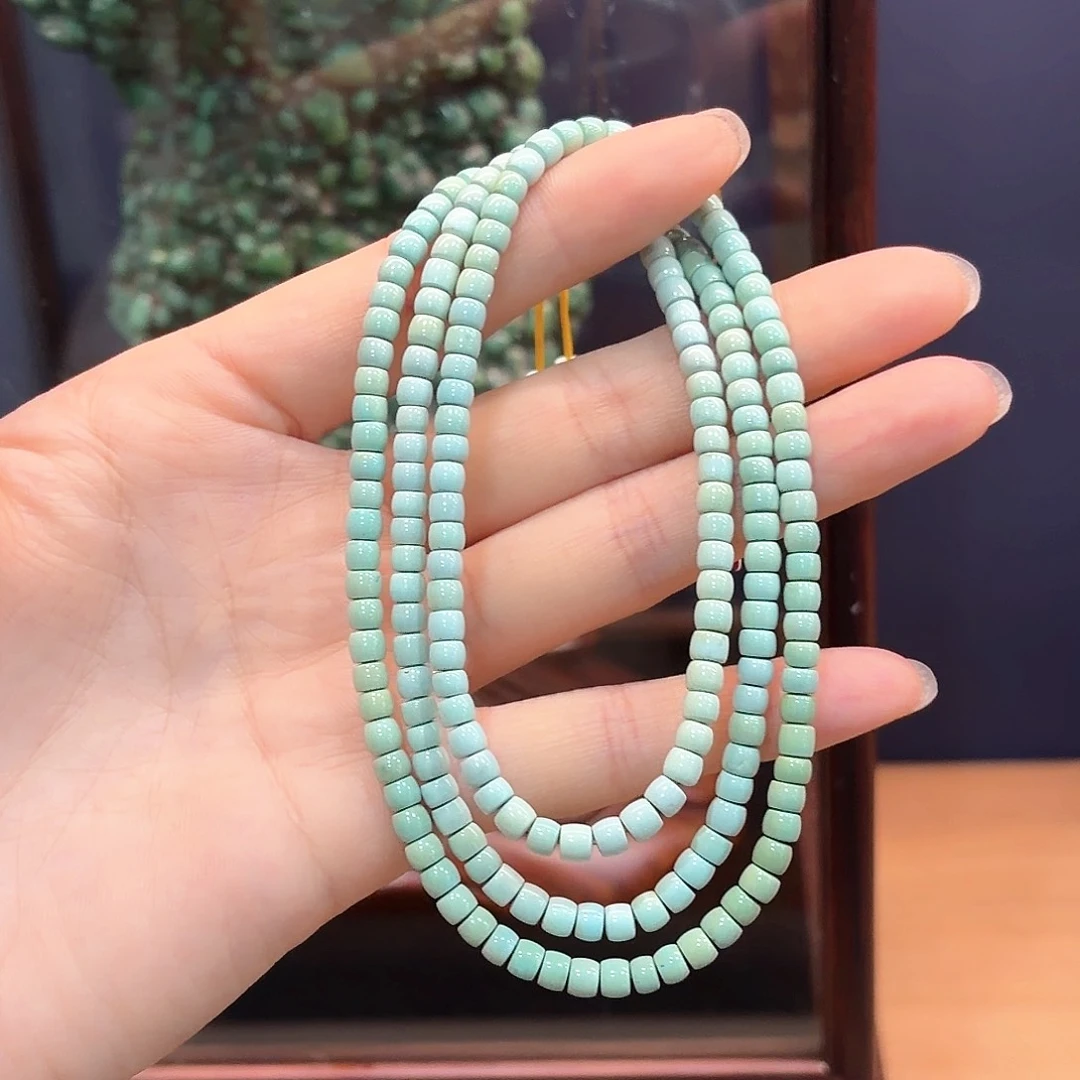 绿松石未镶嵌颈饰