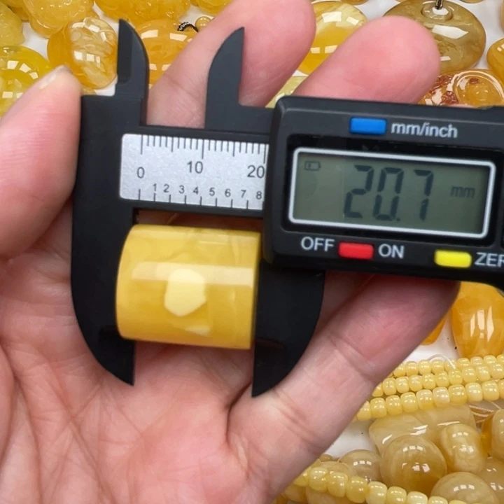 裸石蜜蜡未镶嵌蜜蜡
