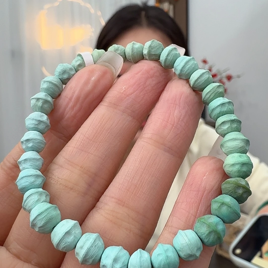 绿松石未镶嵌挂件