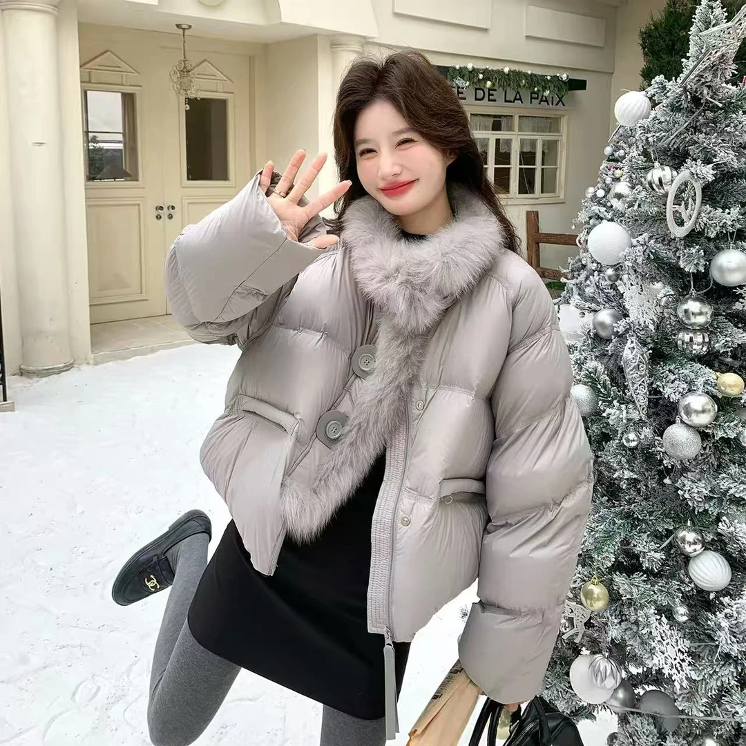 围脖圆扣羽绒服外套