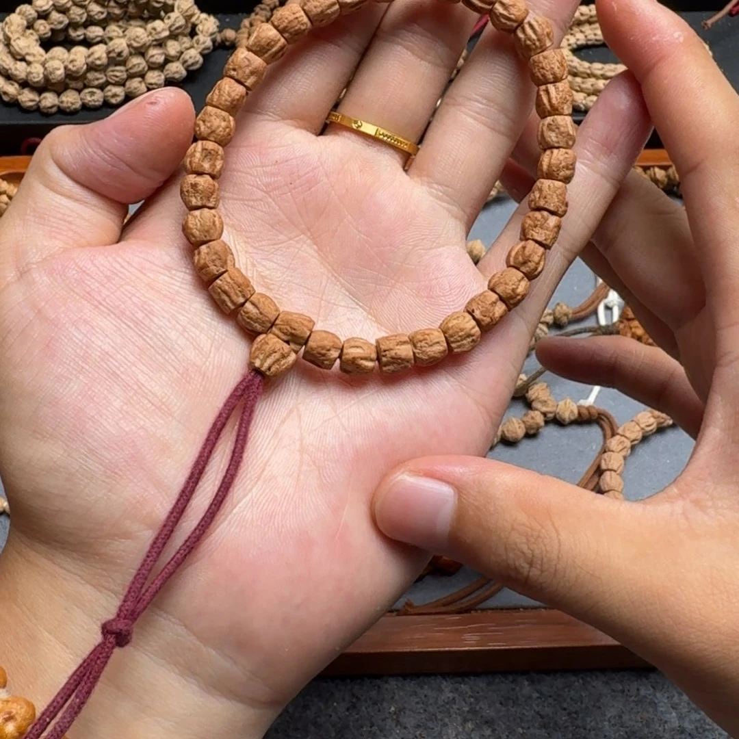 柏香籽/百香籽手串20