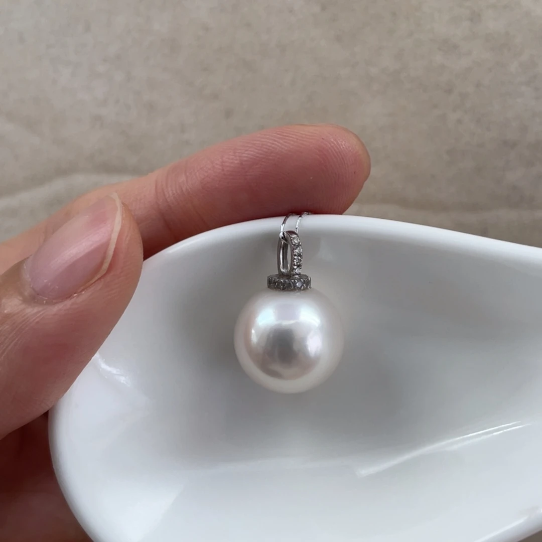吊坠(不含链)18K金镶嵌淡水珍珠13mm