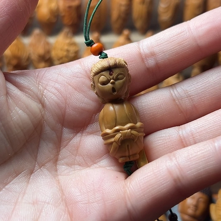 橄榄核吊坠草****７橄榄核