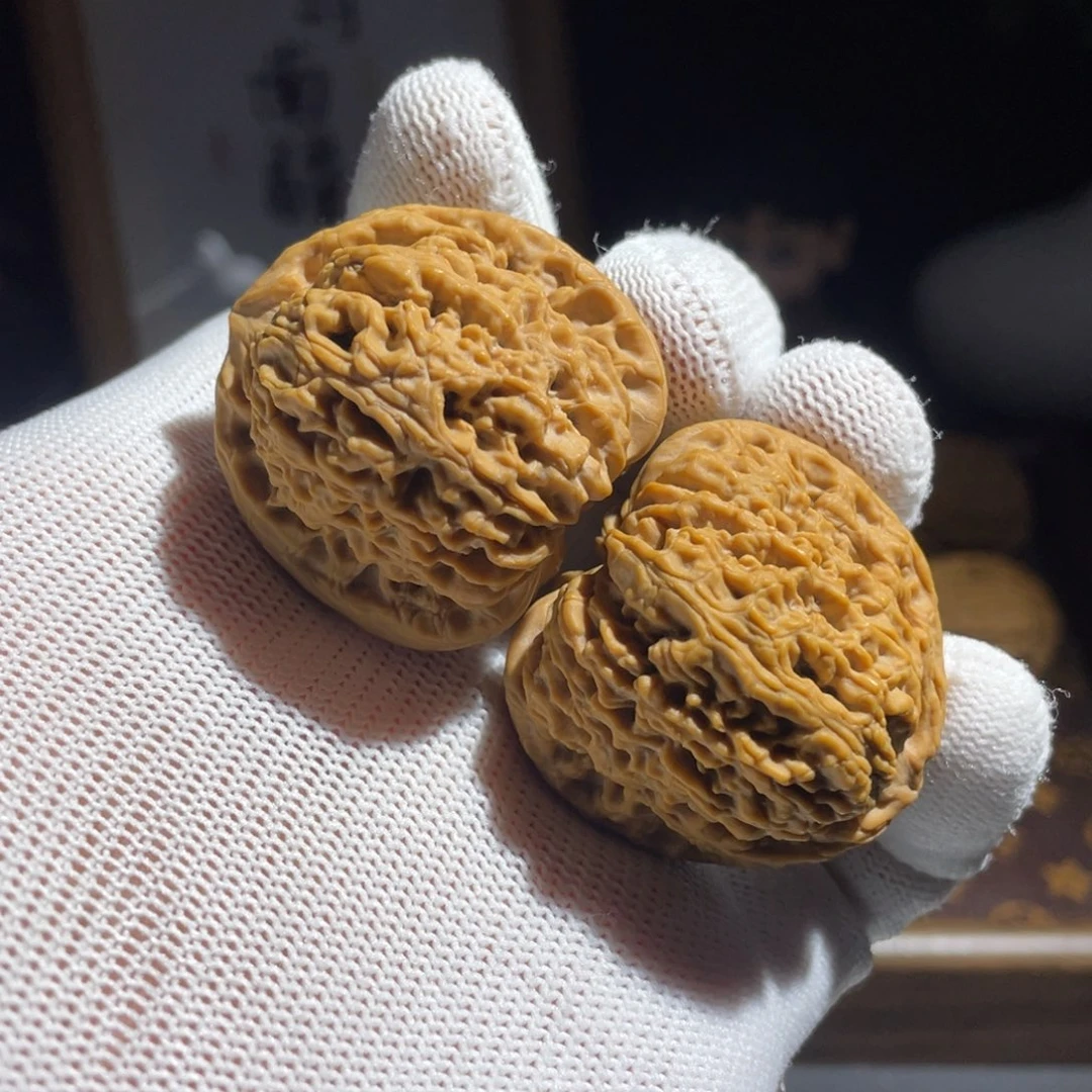 文玩核桃吊坠k****2核桃