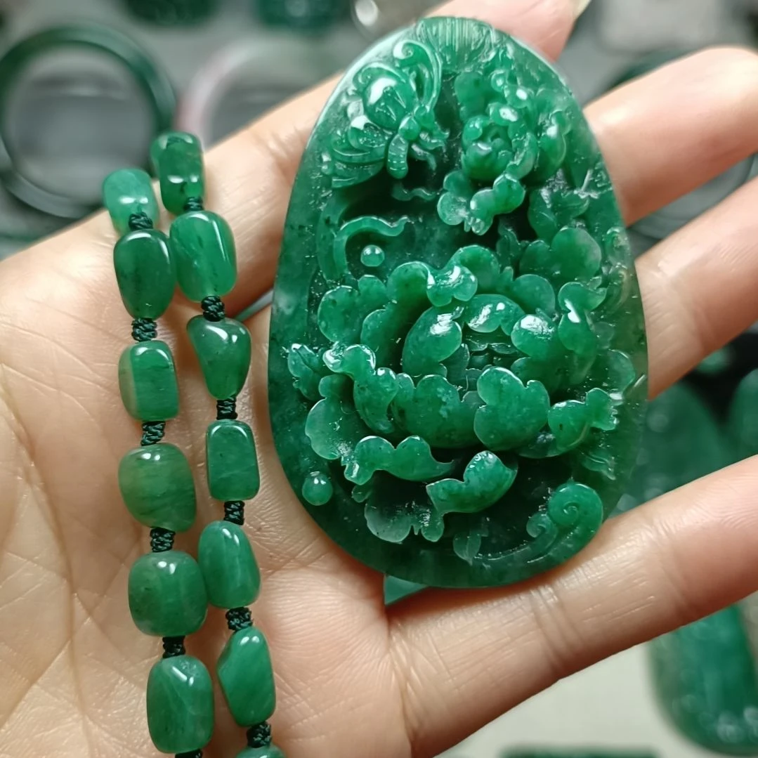独山玉花开富贵未镶嵌