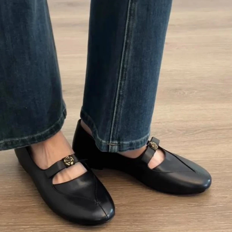 牛皮版~山茶花圆头一字带平底玛丽珍女鞋休闲踩跟两穿浅口单鞋女