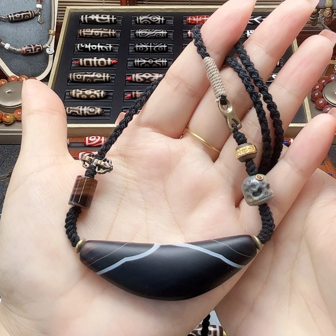 玛瑙/玉髓合金颈饰